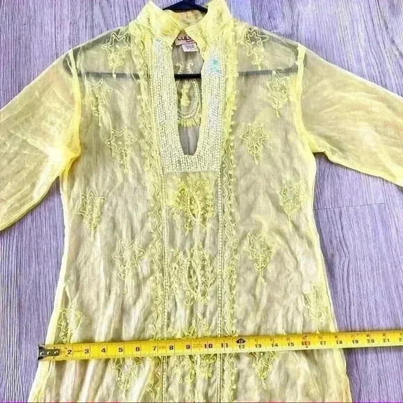 LULI K YELLOW SWIMWEAR  TUNIQUE SEQUINS SIZE SMALL - Picture 13 of 16